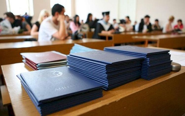 Agentlik xaricdə təhsil şirkətləri ilə bağlı müraciət edib
