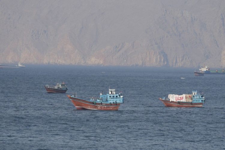 İran ordusu Hörmüz boğazının Tehranın nəzarəti altında qalacağını bildirir