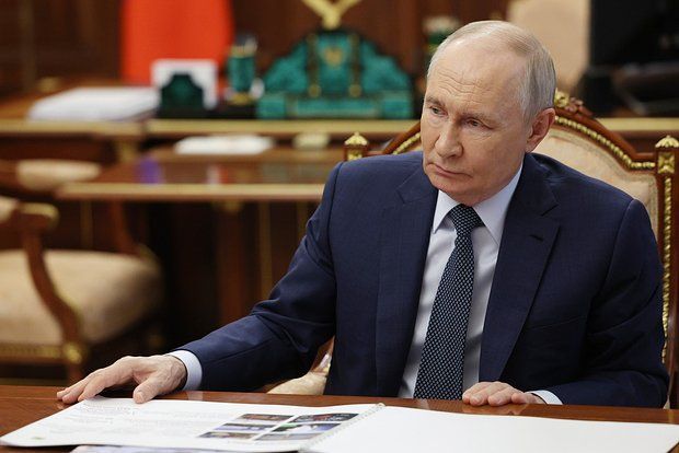 Putin Ukraynada döyüşən Rusiya hərbçilərinə müraciət etdi