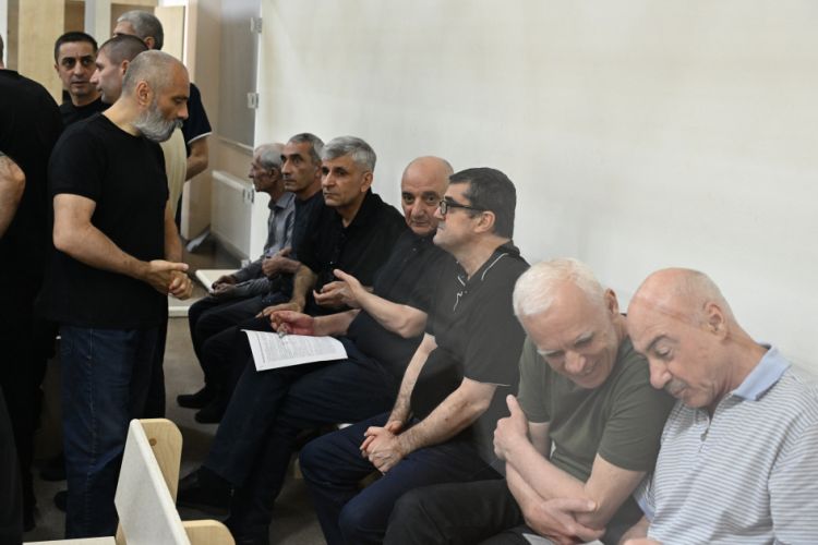 Bakıda separatçı liderlərin məhkəməsi: David Manukyan bəraət istədi 