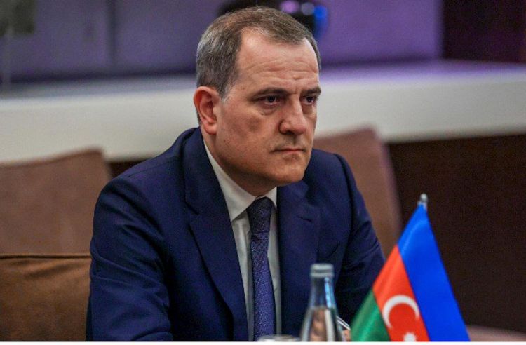 Ceyhun Bayramov Rusiyaya yola düşüb