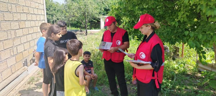 Ağdamın Baharlı qəsəbəsində mina təhlükəsinə dair maarifləndirmə sessiyası keçirilib - FOTO 