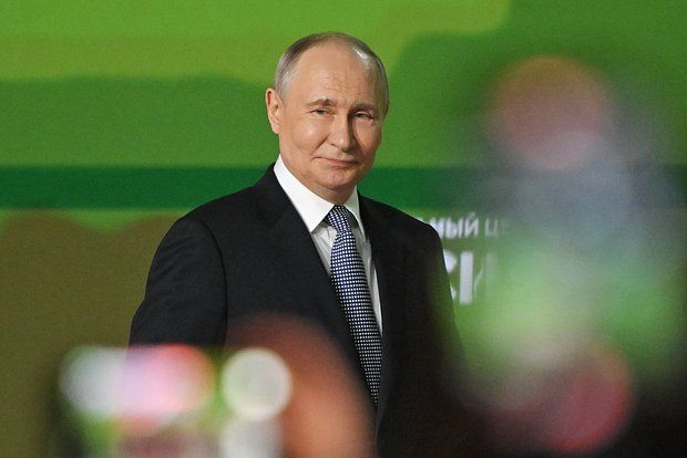 Putinin rusiyalılar arasında reytinqi dərc edilib