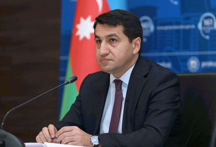 Hikmət Hacıyev Gəncədəki ispan pilotların unudulmuş tarixinə diqqət çəkdi