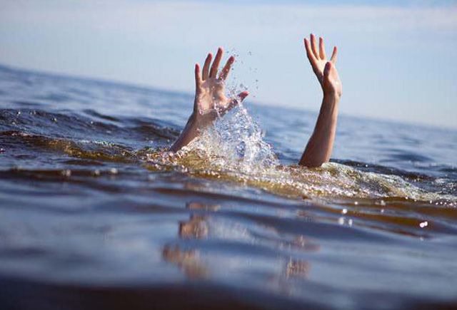 Bakıda 24 yaşlı gənc dənizdə boğulub