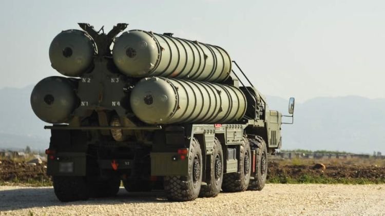 Türkiyə S-400 məsələsi ilə bağlı danışıqların davam etdirildiyini açıqladı