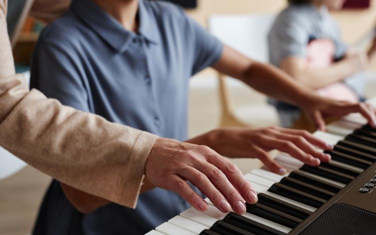 İncəsənət və musiqi müəllimlərinin nəzərinə:  İmtahandan kəsilənlər işini itirəcək