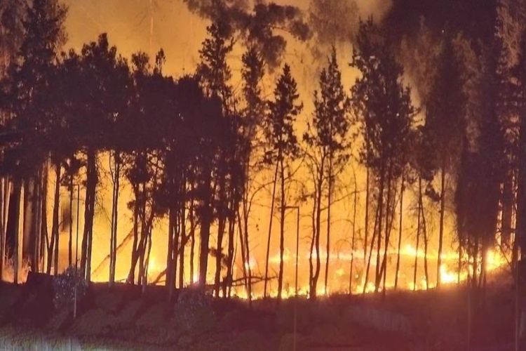 Yanğına görə Kənar dairəvi yolda avtomobillərin hərəkətinə məhdudiyyət qoyuldu - FOTO 