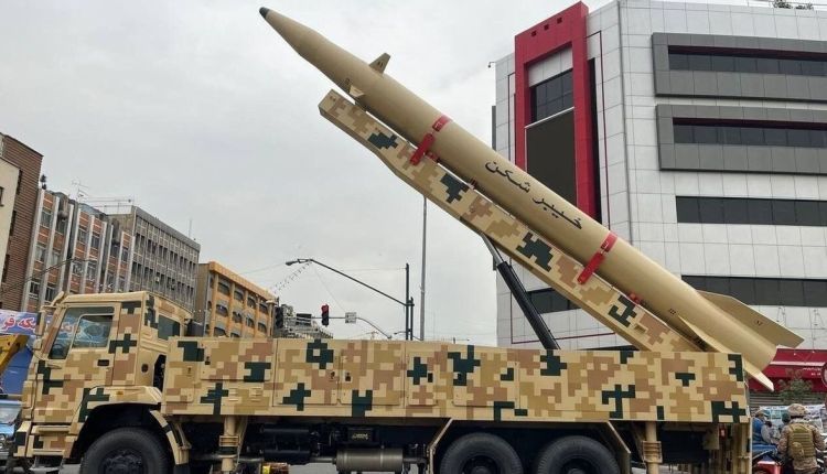 KİV: "Kheibar Shekan" İranın raket arsenalında əsas silahlardan birinə çevrilib