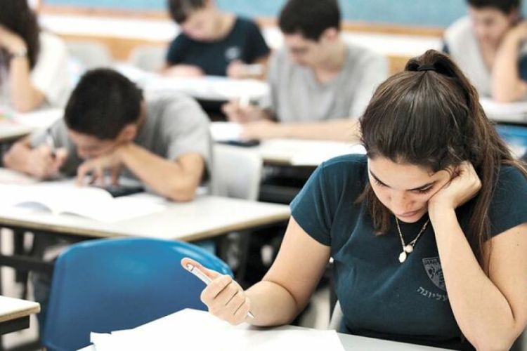 Magistraturada minlərlə plan yeri niyə boş qalır? – Keçid balları ilə bağlı  PROQNOZ
