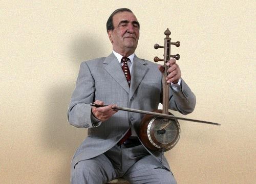 Xalq artisti Habil Əliyevin adı musiqi məktəbinə verildi