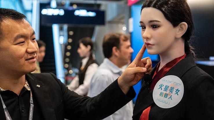 ABŞ Çindən humanoid robotların idxalını  qadağan etdi