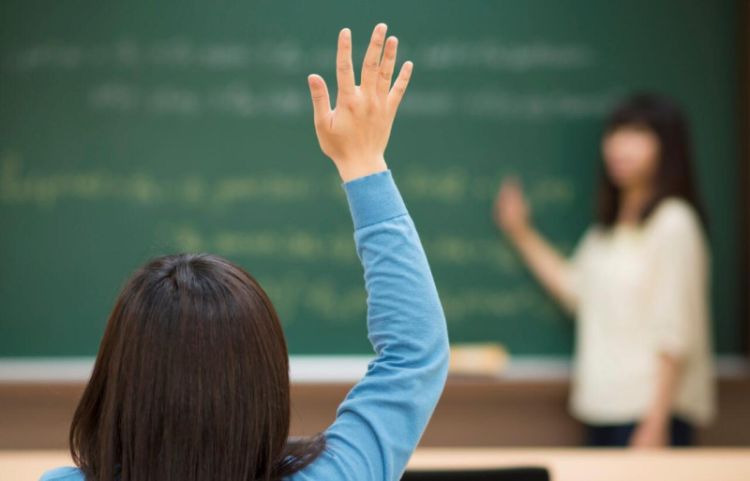Bakı Qızlar Universitetinin tələbələri digər universitetlərə köçürüləcək