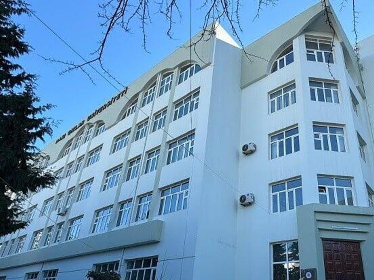 Nazir müavinindən Qızlar Universiteti ilə bağlı açıqlama