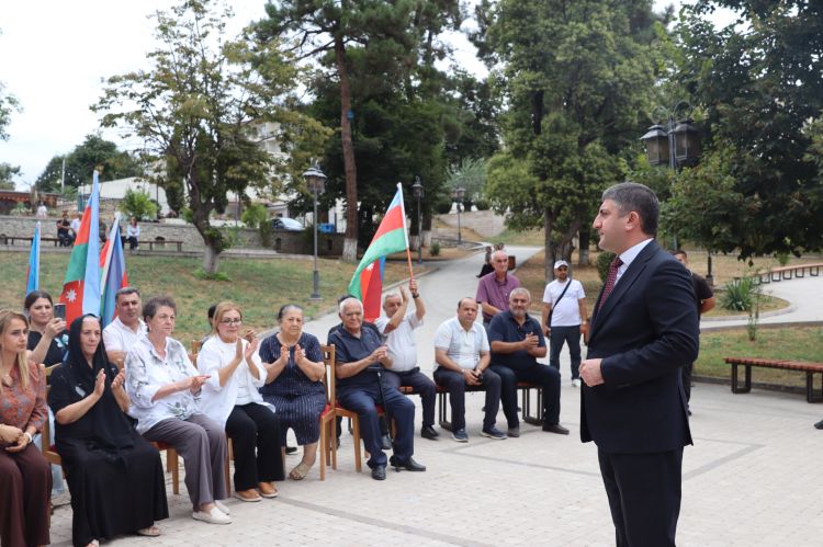 Xankəndidə 102 nəfərə mənzillərin açarları təqdim edildi -  FOTO