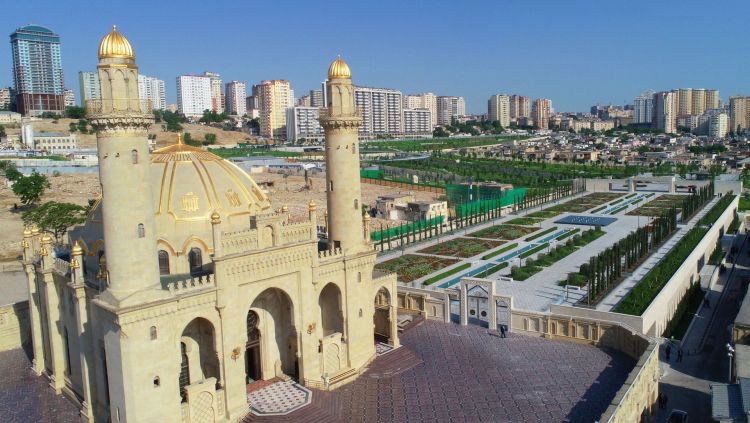 Məscidlərdə fəaliyyət göstərən qadın din xadimlərinin sayı açıqlandı