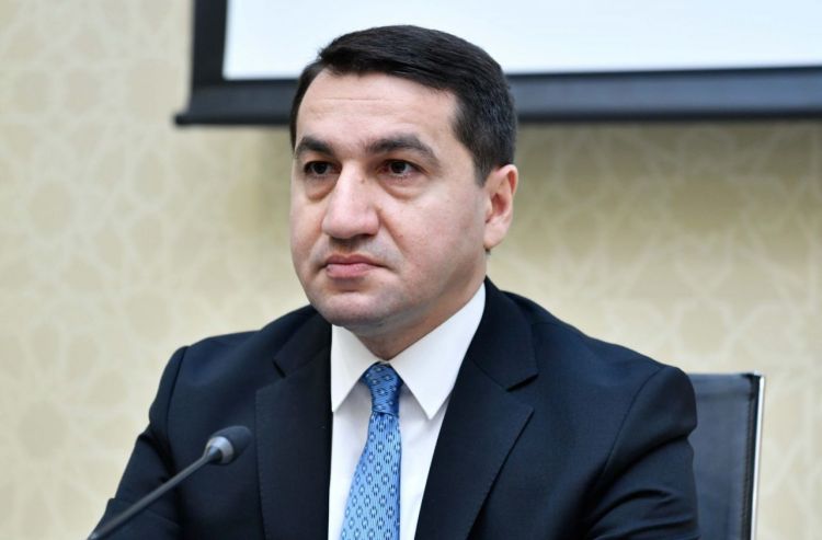 Hikmət Hacıyev Beynəlxalq İtkin Düşmüş Şəxslər Günü ilə bağlı paylaşım edib