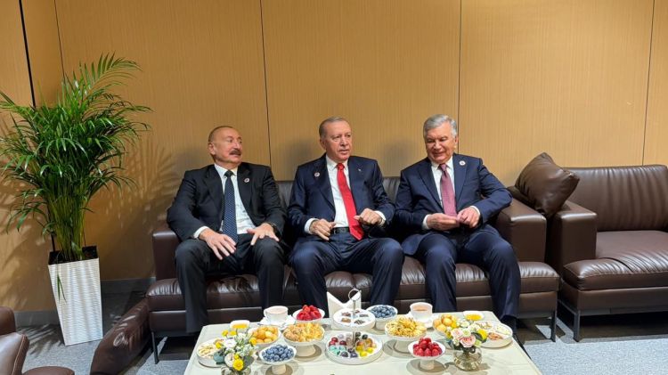 İlham Əliyev, Ərdoğan, Mirziyayev və Pezeşkian bir araya gəlib -  FOTO