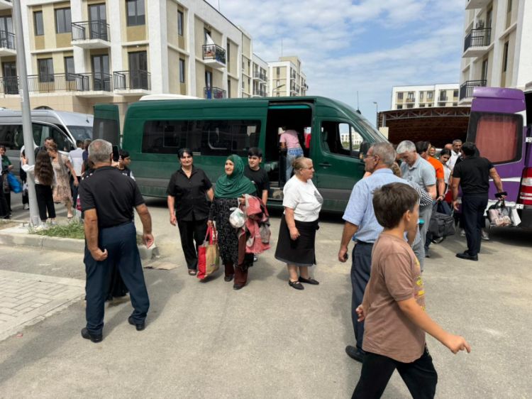 Növbəti köç karvanı Ağdam şəhərinə çatıb