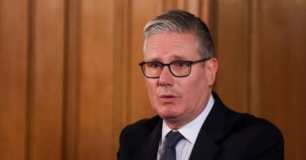 Kir Starmer Britaniya parlamentindən getdiyini açıqlayıb