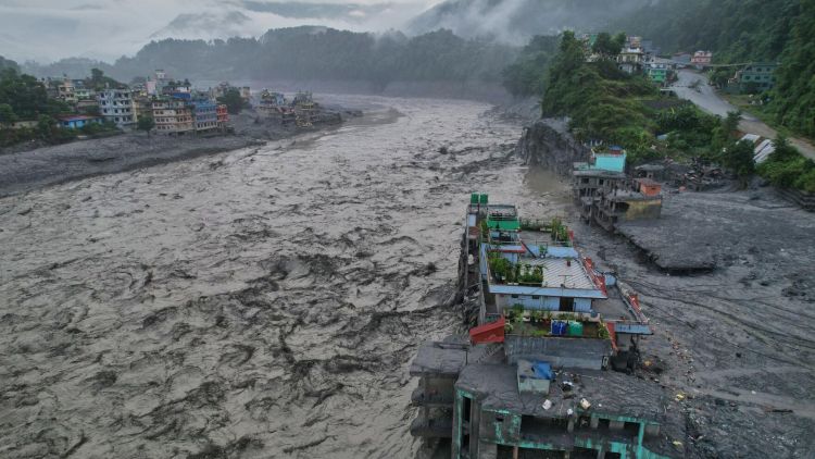 Nepalda sel fəlakətində ölən və itkin düşənlərin  statistikası