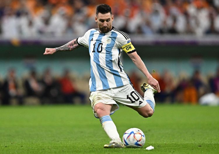 Messiyə görə Argentinada bütün oyunlar dayandırılacaq - Xüsusi aksiya