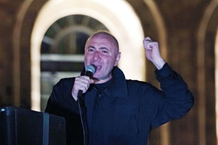 Ermənistanda müxalifət partiyasının liderinin həbs müddəti daha 3 ay uzadıldı