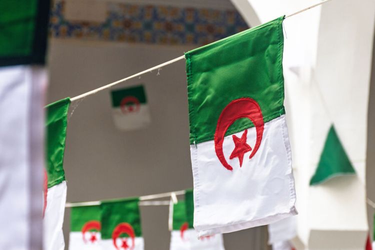 Əlcəzair BƏƏ ilə diplomatik münasibətləri kəsir