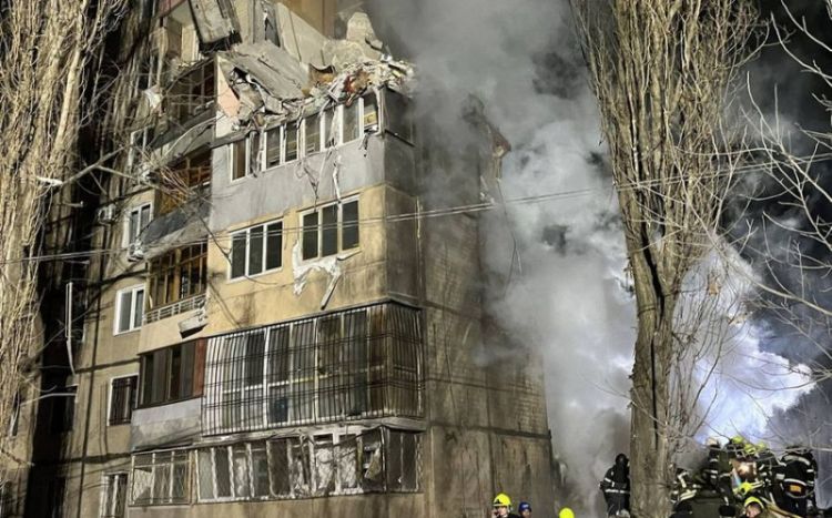 Odessa kütləvi hücuma məruz qaldı, yaşayış binaları hədəfdə