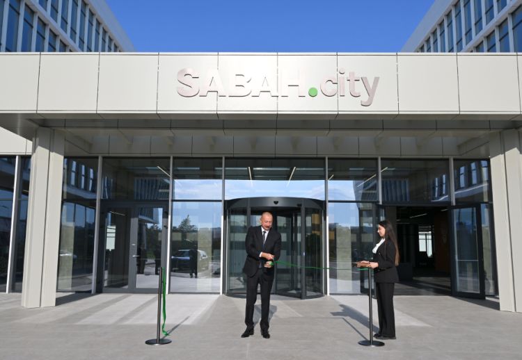 Prezident İlham Əliyev “SABAH.city” innovasiya şəhərciyinin birinci mərhələsinin açılışında iştirak edib