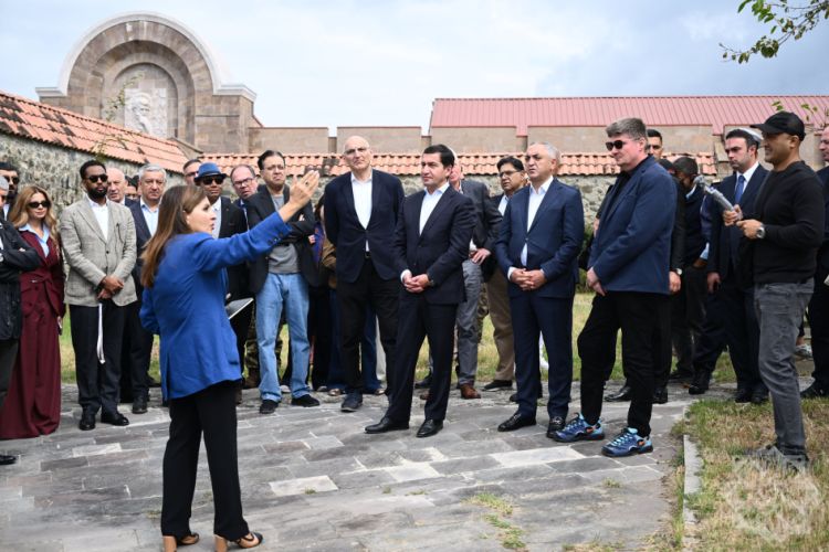 "Sülh Körpüsü" Ermənistan mediasının diplomatların Qarabağa səfəri ilə bağlı  qərəzli mövqeyini pisləyib