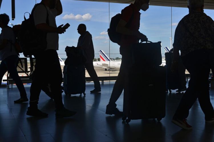 Avropada 9 ölkə yeni biometrik sistemi təxirə saldı - FOTO 