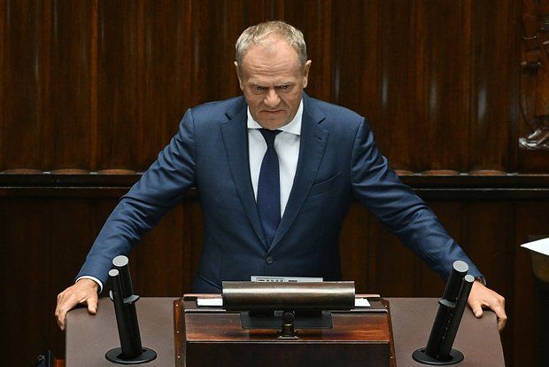 Polşanın Baş naziri vətəndaşlara narahatedici müraciət etdi