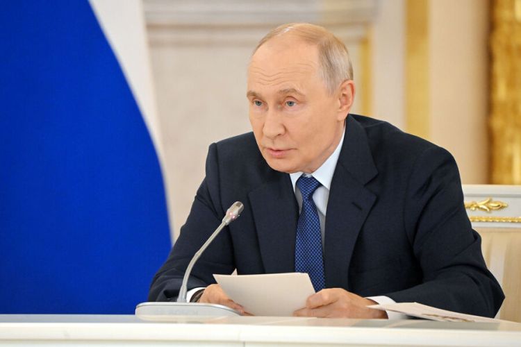 “Bu pulla yoldaşına hədiyyə alarsan” - Putin