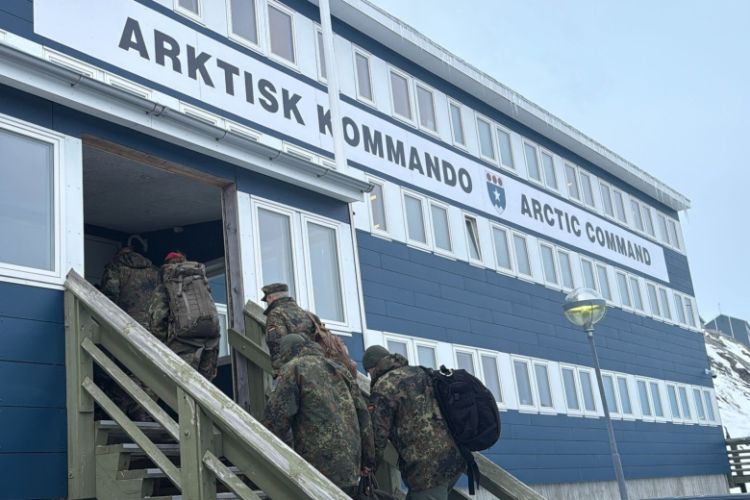 ABŞ Qrenlandiyada soyuq müharibə dövrünə aid hərbi bazasını  bərpa edir