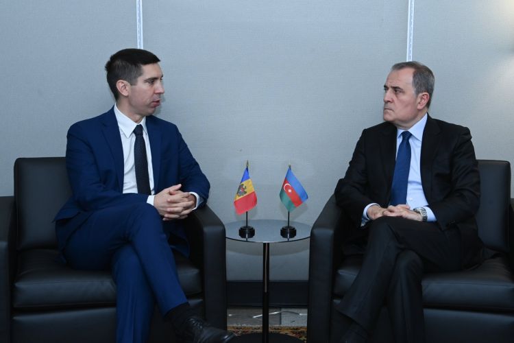 Ceyhun Bayramov Moldovanın XİN rəhbəri ilə strateji tərəfdaşlığı müzakirə edib