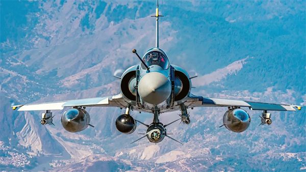 Ukrayna Fransadan “Mirage 2000” qırıcıları üçün “MICA” raketləri və 30 mm-lik sursat alacaq
