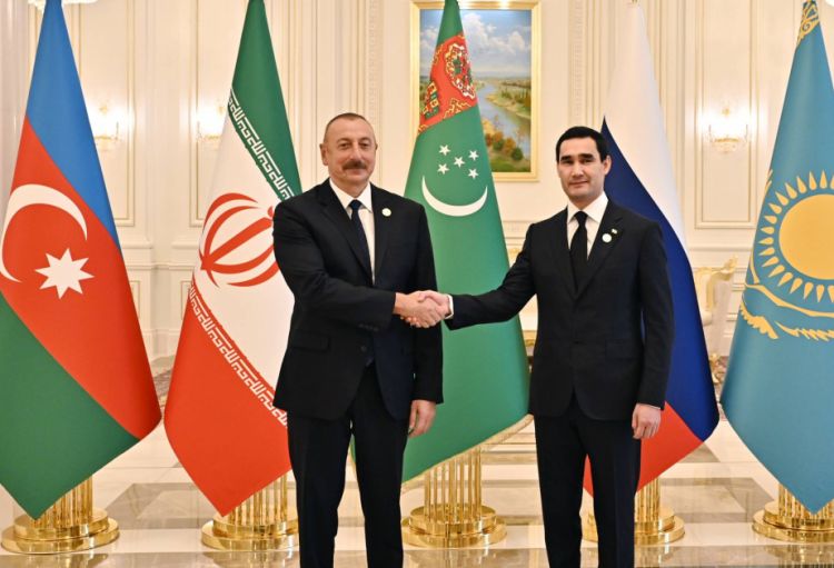 İlham Əliyev Türkmənistan Prezidentini təbrik edib