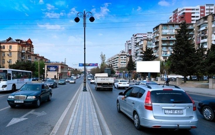 Bakının bəzi mərkəzi küçələrində avtomobillərin hərəkəti hər gün məhdudlaşdırılacaq
