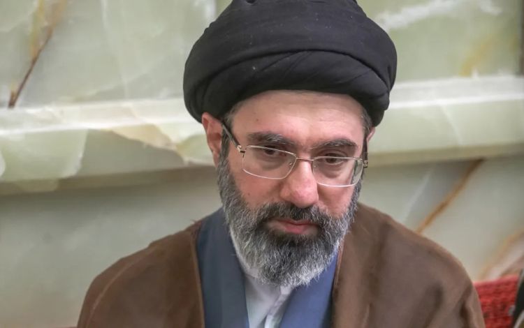 “Ərəbistan dənizi düşmən qüvvələrdən təmizlənəcək” - Xamenei