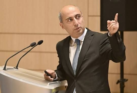 Emin Əmrullayev jurnalistə irad bildirdi