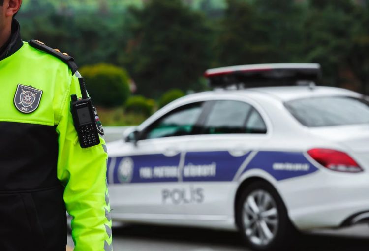 8 Noyabr prospekti istiqamətində yol bağlandı - Xəbərdarlıq