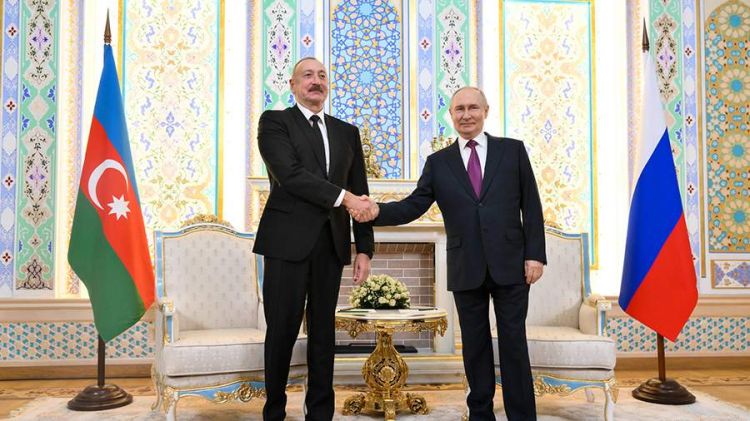 İlham Əliyev Putinə zəng edib