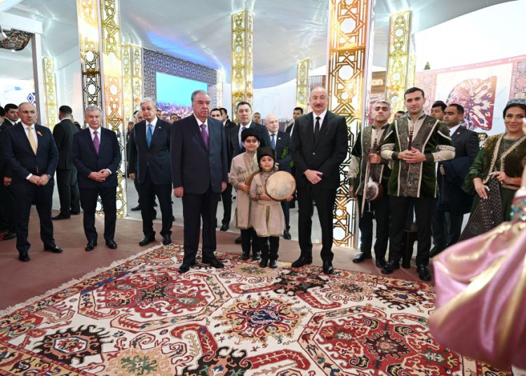 İlham Əliyev MDB Ölkələrinin Milli Kulinariya Festivalı ilə tanış olub, rəsmi qəbulda iştirak edib - FOTO