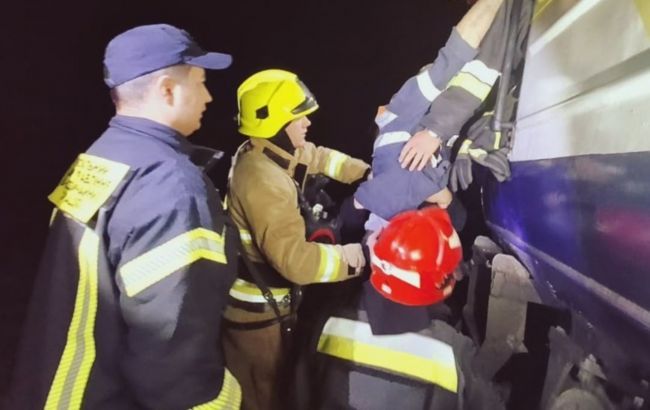 Lvovda qatarlar toqquşub, xəsarət alanlar var