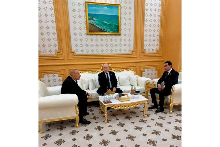 Türkmənistanda İlham Əliyev Vladimir Putin və Sərdar Berdiməhəmmədovla görüşüb - FOTO 