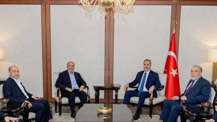 Hakan Fidan HƏMAS nümayəndə heyəti ilə görüşüb