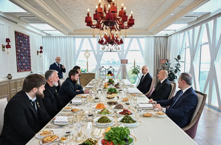 Azərbaycan və Çeçenistan liderləri birgə nahar etdilər - FOTO 