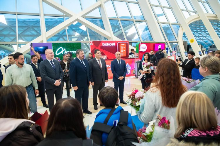 Daha 30 ukraynalı uşaq Azərbaycanda reabilitasiya olunacaq - FOTO 