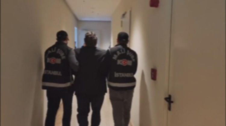 Qırmızı bülletenlə axtarılan fırıldaqçı İstanbulda tutuldu